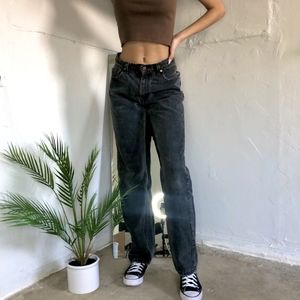 505 REGULAR FIT BOYFRIEND JEANS